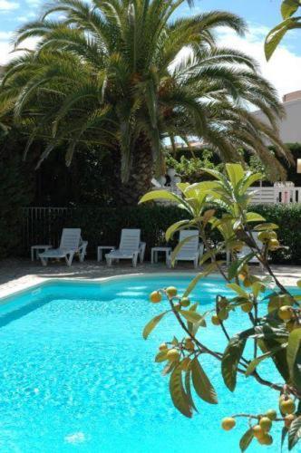 Hotel Azur แอกด์ ภายนอก รูปภาพ