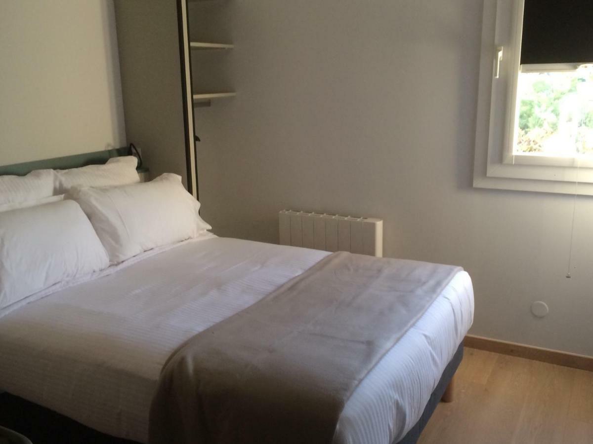 Hotel Azur แอกด์ ภายนอก รูปภาพ