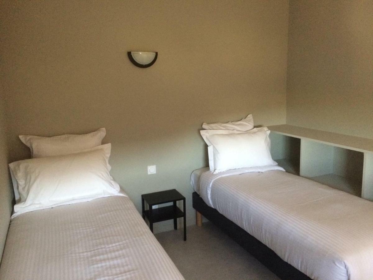 Hotel Azur แอกด์ ภายนอก รูปภาพ