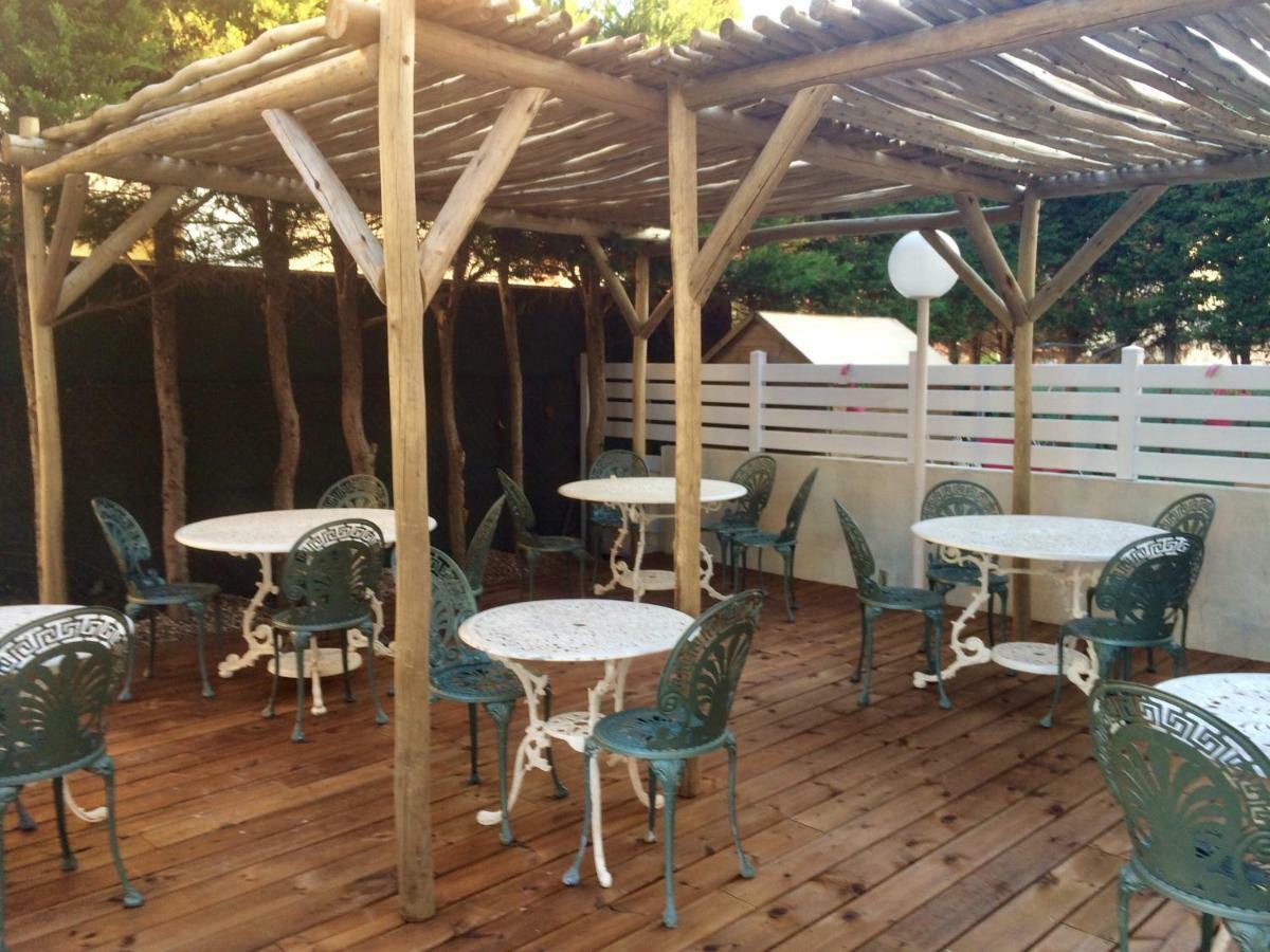 Hotel Azur แอกด์ ภายนอก รูปภาพ